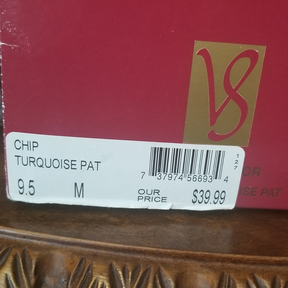 Sandals - Picture 4 of 5